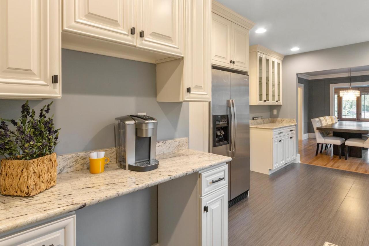Gorgeous Downtown Bungalow, Walk Everywhere!!! レイク・ジェニーバ エクステリア 写真